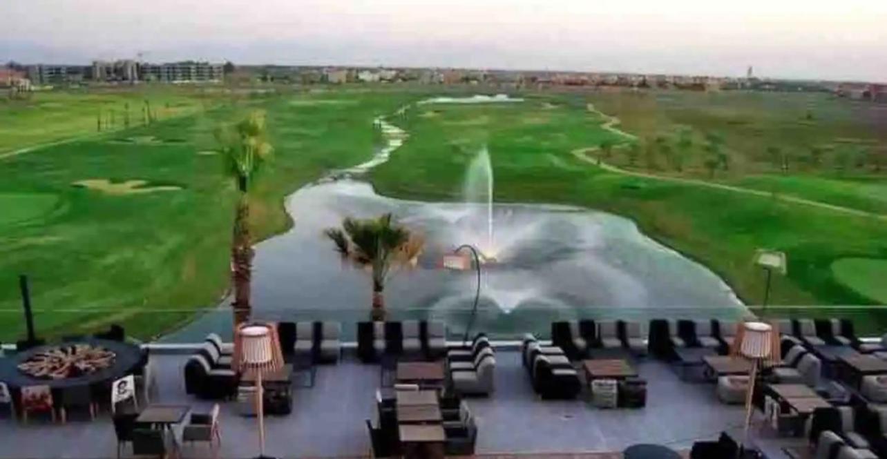Mini-Villa Situee Dans Une Residence Prestigia A Marrakech, Avec Une Vue Sur La Piscine Et Le Golf Une Securite 24H Sur 24 Et Une Proximite Ideale De L Aeroport 5 Minutes C Est Une Offre Parfaite Pour Des Vacances مراكش المظهر الخارجي الصورة