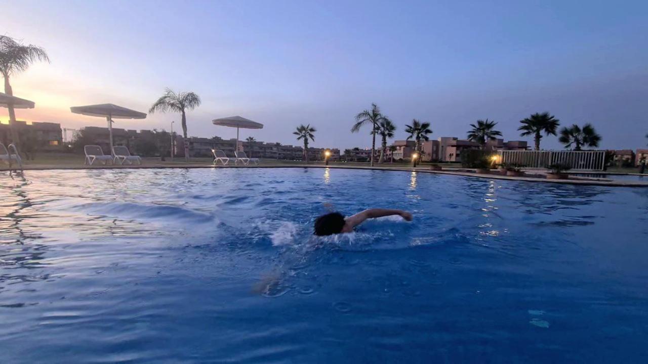 Mini-Villa Situee Dans Une Residence Prestigia A Marrakech, Avec Une Vue Sur La Piscine Et Le Golf Une Securite 24H Sur 24 Et Une Proximite Ideale De L Aeroport 5 Minutes C Est Une Offre Parfaite Pour Des Vacances مراكش المظهر الخارجي الصورة